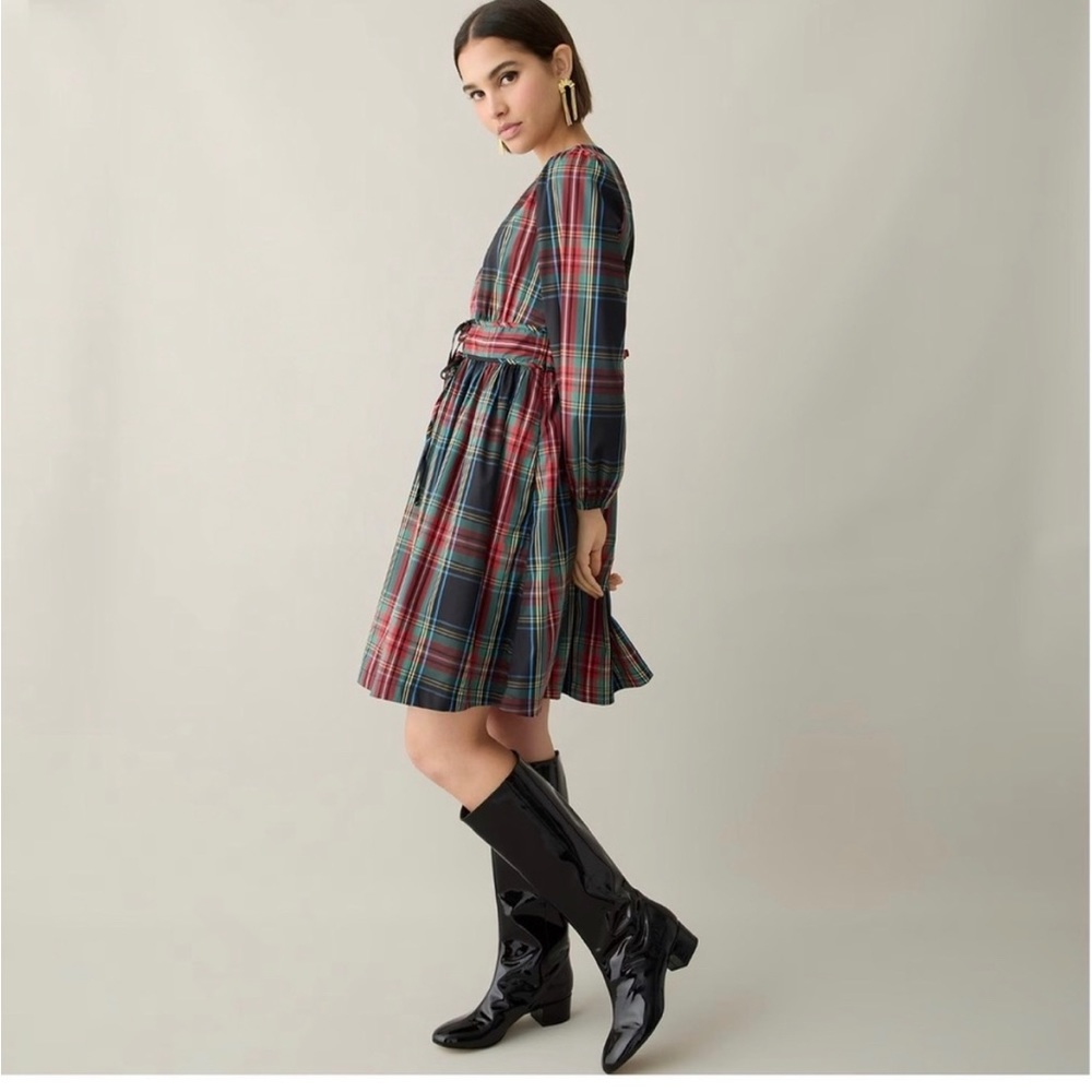 NWT V-neck taffeta mini dress in Stewart tartan